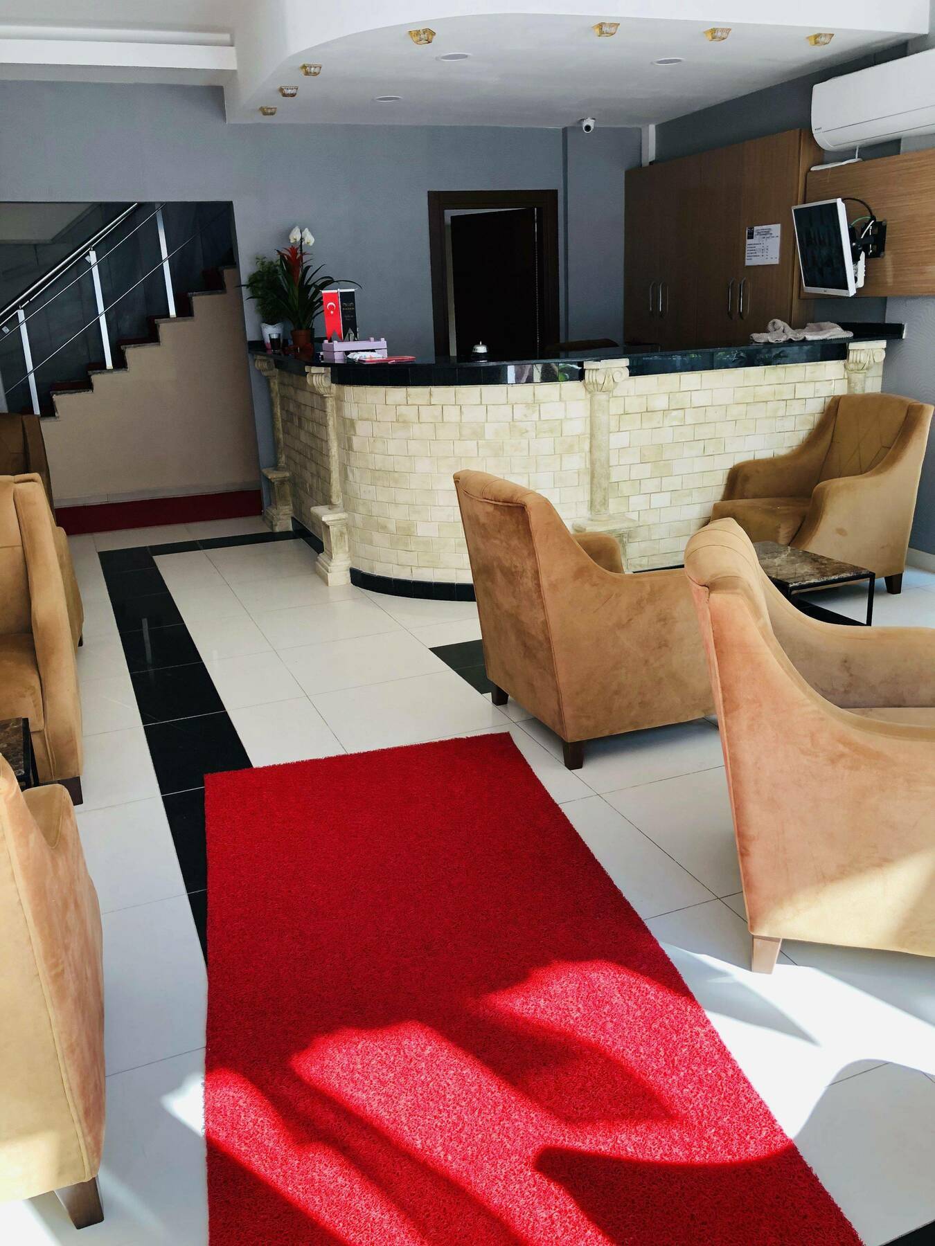 Otel Ahsen
